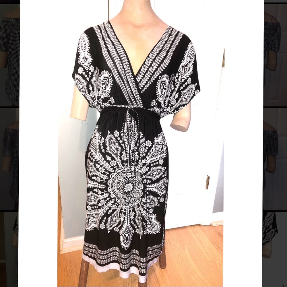 Black and White NY Collection Dress